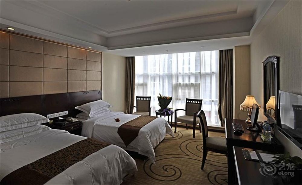 Vienna Hotel Xi'An North High-Speed Railway Station Exterior photo